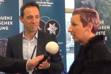 Interview über den Wasservitalisierer dem Tesla Oszillator der Wassermatrix AG